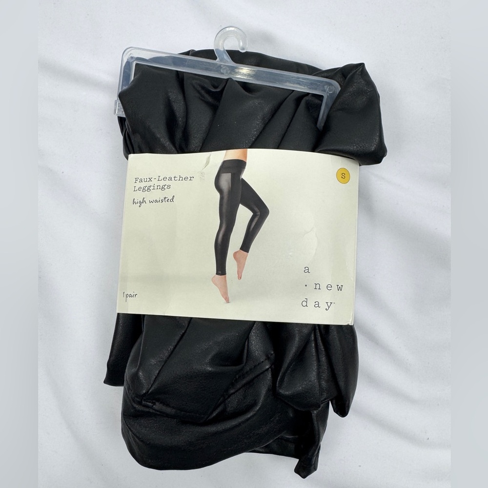 A New Day Faux Leather High Waisted Leggings Black Women’s Size S NWT